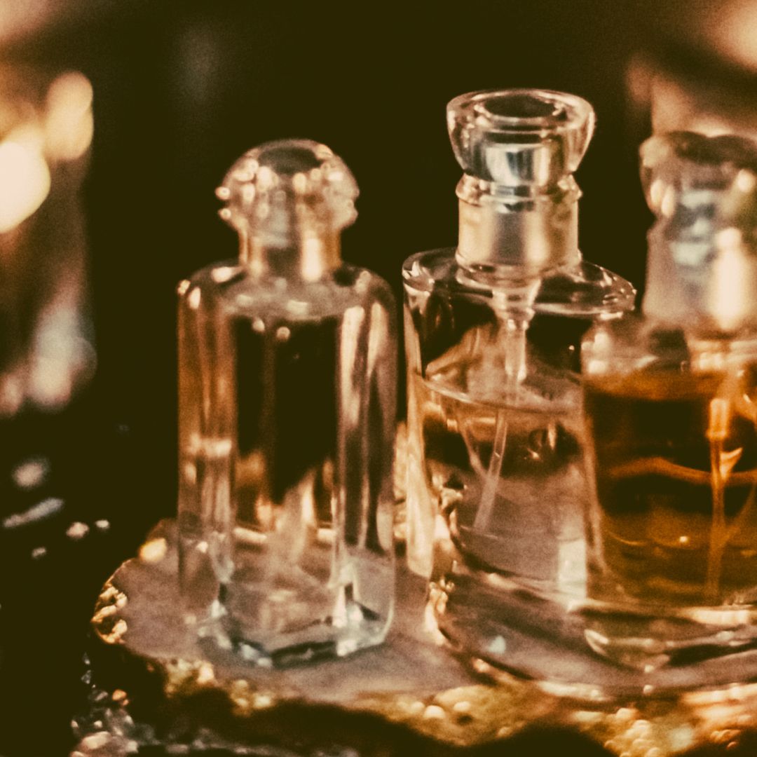 LUXURY_PERFUMES.jpg
